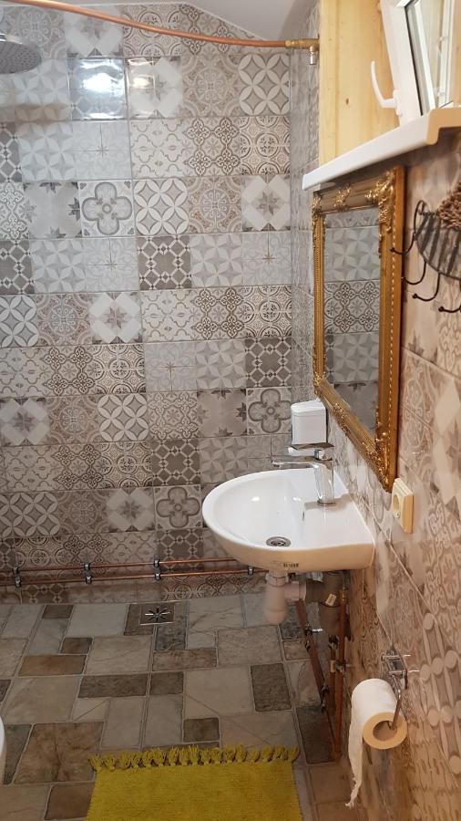 Namelis Nr 2 Adeles Sodyba Muize Bagian luar foto